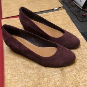 Burgandy-colored Suede wedge heels. Like new!